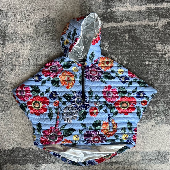 Floral Puffer Poncho, szXS/S - Picture 1 of 5